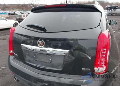 2016 Cadillac Srx Luxury Collection z USA, uszkodzony, nr VIN 3GYFNBE37GS569824